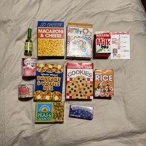 Melissa & Doug 12 piece Assorted Miniature Food Box Set